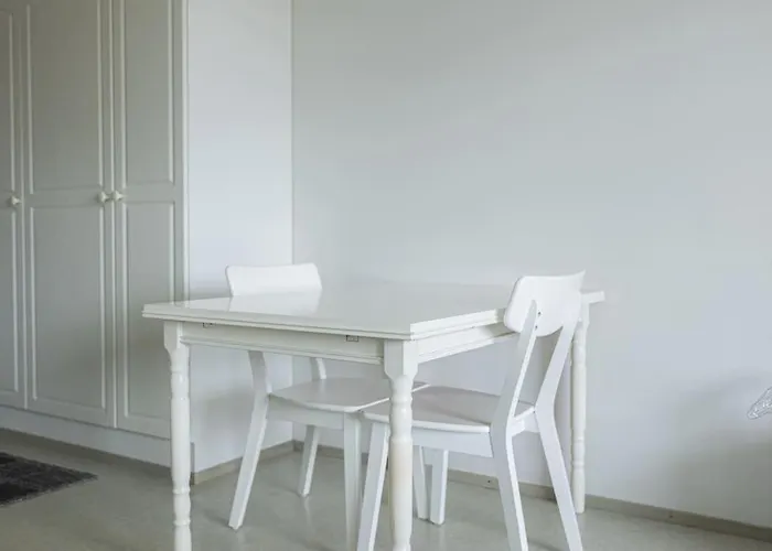 On Freedom Street By Booklapland